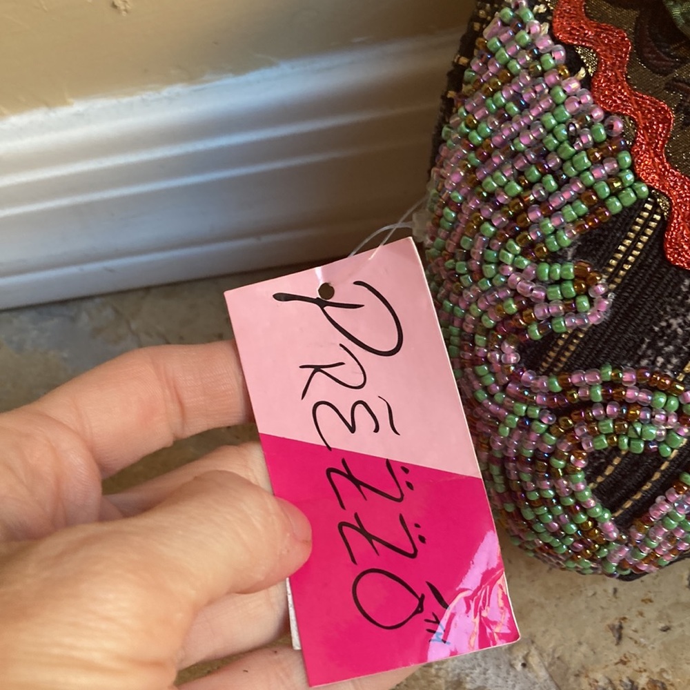 Stunning gorgeous beaded purse  NWT - Picture 3 of 17